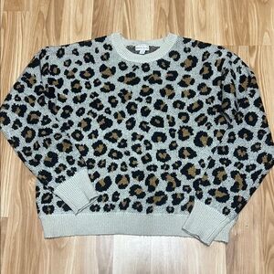 Knox Rose Leopard Print sweater in Sz Medium